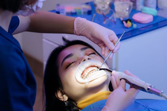 diplomado en odontología estética, rehabilitación oral,tratamiento estético, reposición de tejidos duros, odontólogo, morfología, salud bucodental, tratamientos de estética, odontología, iseie, odontólogos