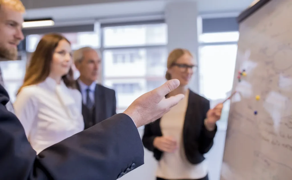 Curso de Liderazgo en Empresas de Servicio 1