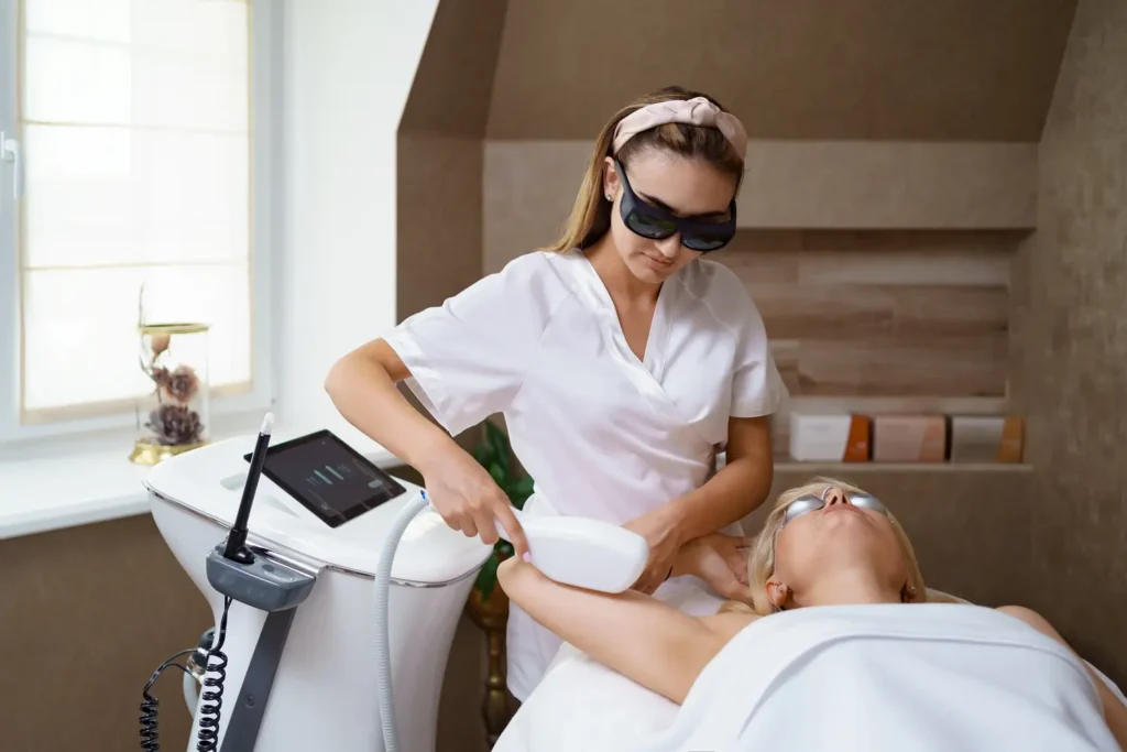 Maestría en Láser y Tecnología Estética IPL Radiofrecuencia y Otros 2