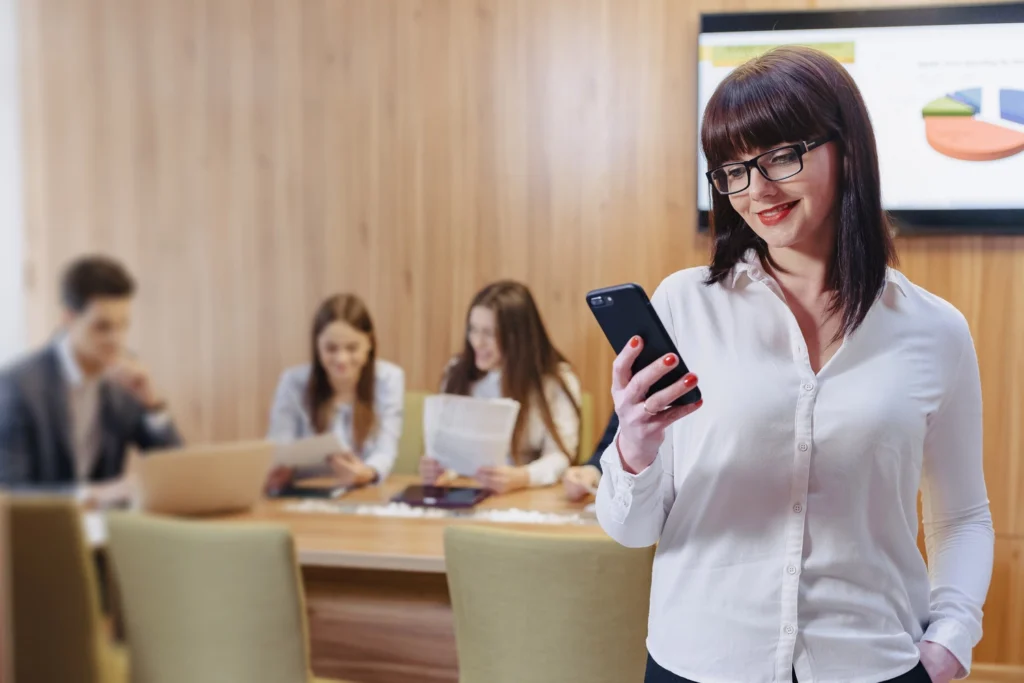 Maestría en Recepción Coordinación y Atención Premium WhatsApp y CRM 2